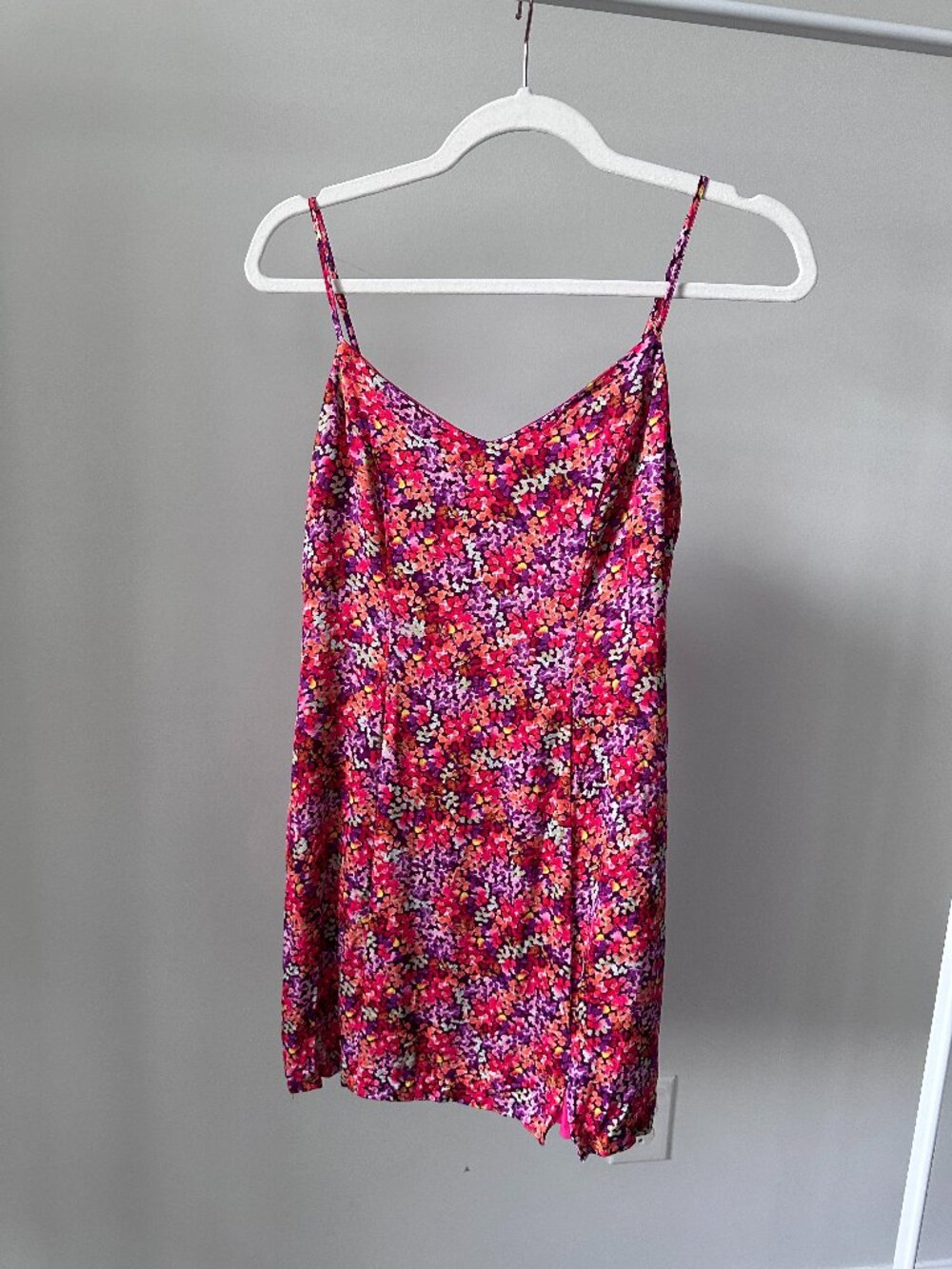 French Connection Pink Satin Mini Floral Dress Size 2 Worn Once